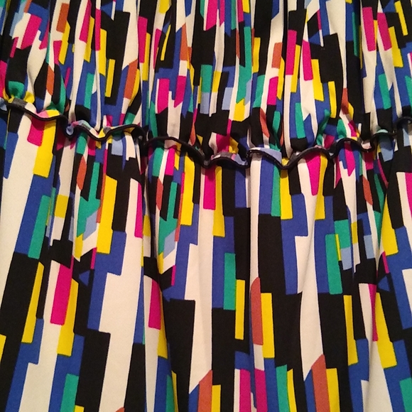 Tahari multicolored empire stretch top, s, nwt - Picture 6 of 7